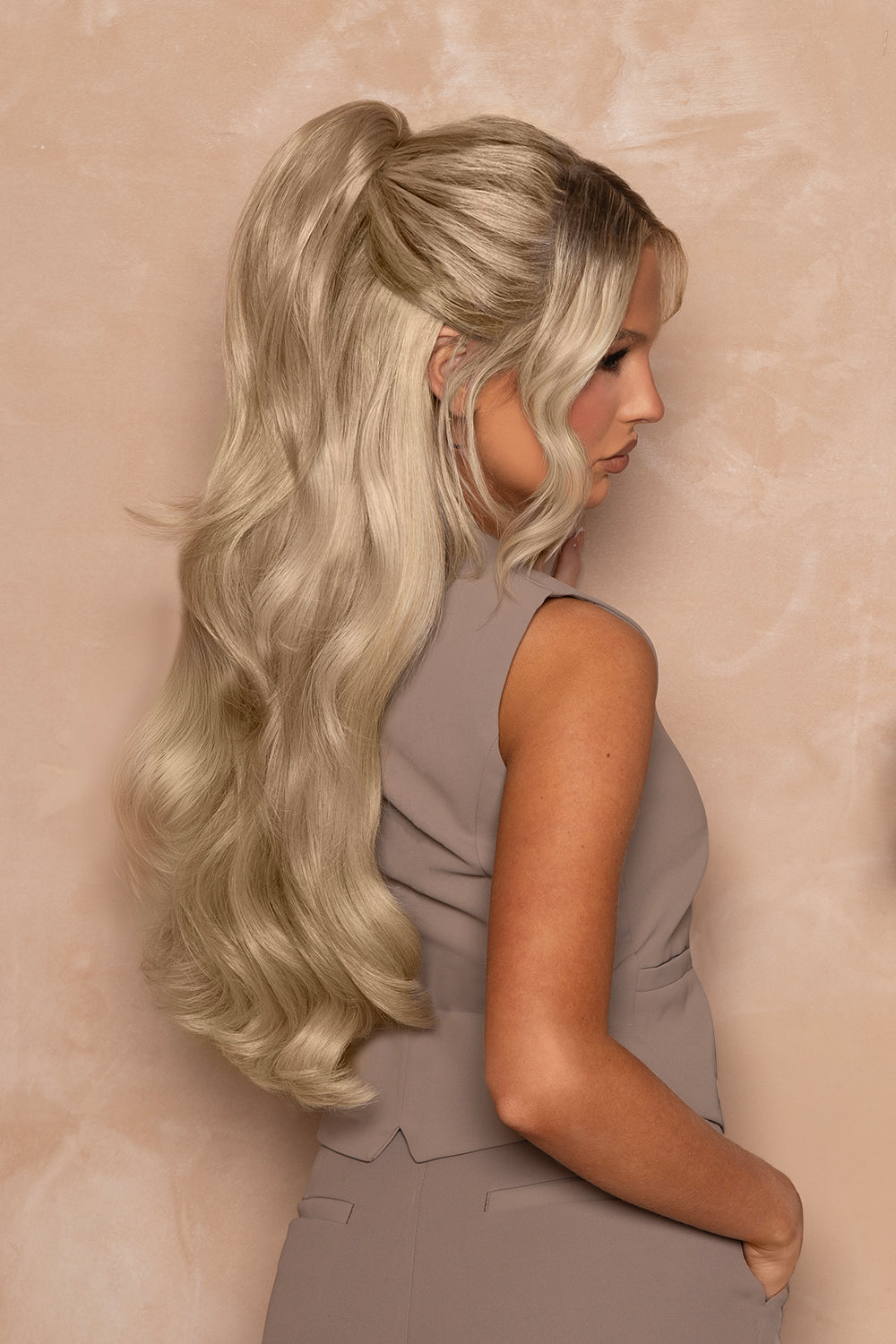 Queue de Cheval Lisse Instantanée - Pince Clip, 30s & Tenue Parfaite